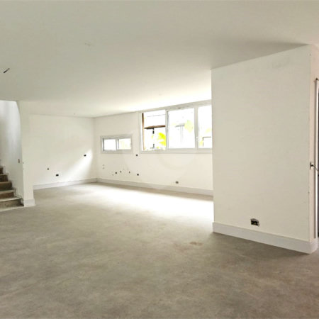 Casa à venda com 4 suítes no condomínio Venezia, São Paulo - SP