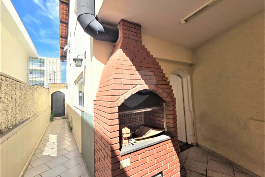 Sobrado à venda ou para alugar com 3 quartos, sendo 2 suítes,  em Vila Lucia, São Paulo, SP