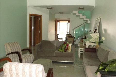 Casa à venda com 4 suítes no condomínio Residencial Santa Clara, Indaiatuba - SP