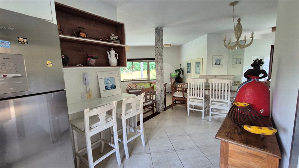 Casa à venda com 5 quartos, sendo 4 suítes,  em Geribá, Armação dos Búzios, RJ