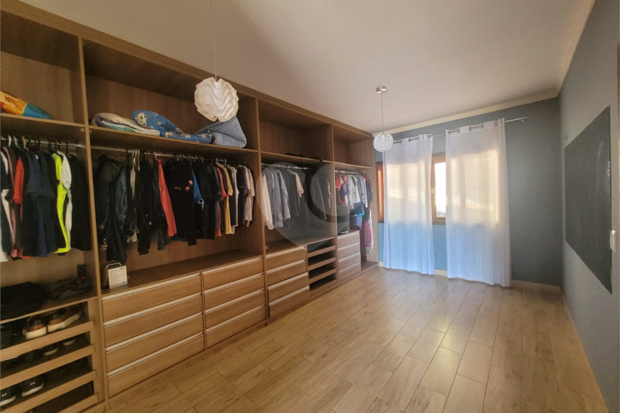 Casa para alugar com 5 quartos, sendo 2 suítes,  no condomínio Alpes de Caieiras, Caieiras - SP