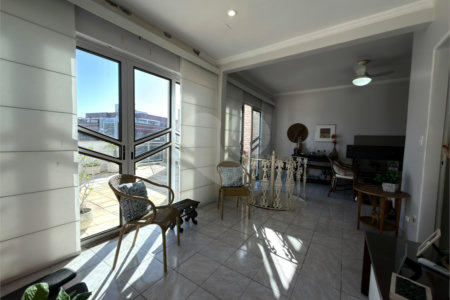 Cobertura à venda com 3 quartos, sendo 1 suíte, em Passagem, Cabo Frio, RJ