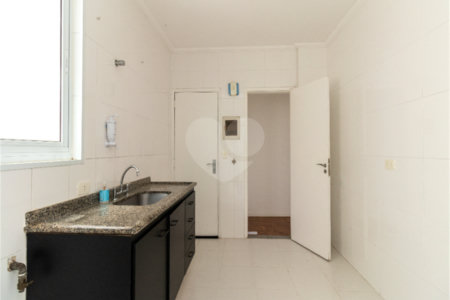 Apartamento à venda com 3 quartos, sendo 1 suíte, em Pinheiros, São Paulo, SP