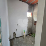 Casa à venda com 3 quartos, sendo 1 suíte, no condomínio Tivolli, Itapetininga - SP