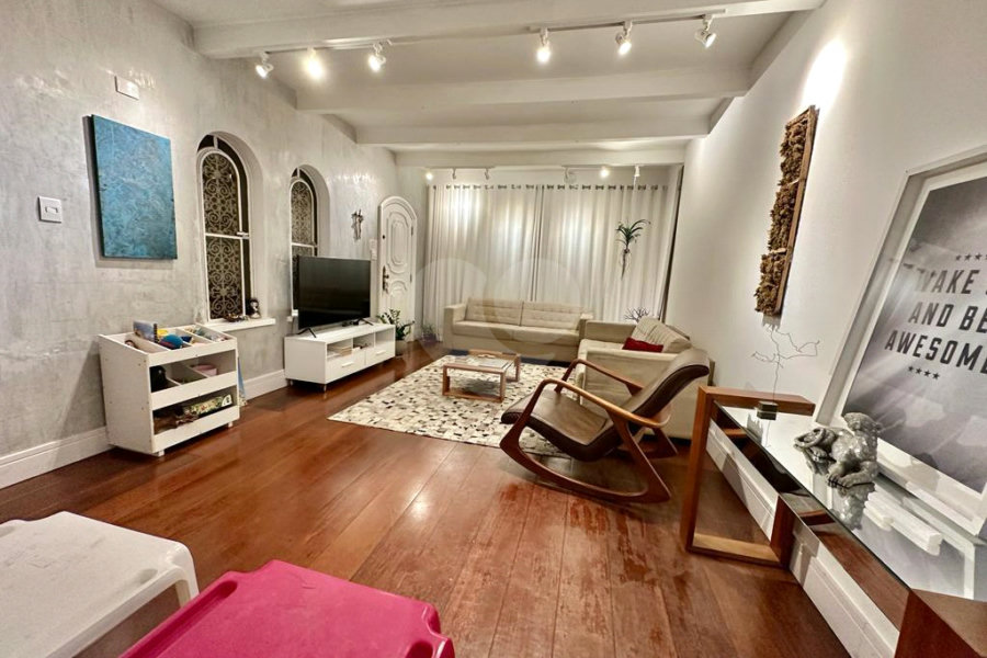 Sobrado à venda com 3 quartos, sendo 1 suíte, em Santana, São Paulo, SP