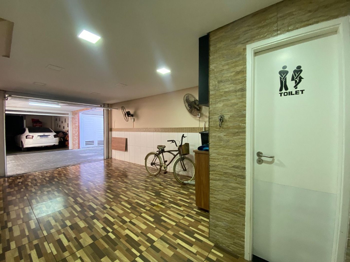 Casa com 2 dormitórios à venda, 127 m² por R$ 640.000,00 - Marapé - Santos/SP