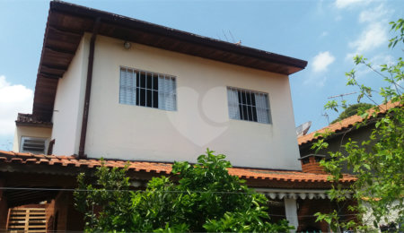 Casa à venda com 3 quartos em Vila Babilônia, São Paulo, SP
