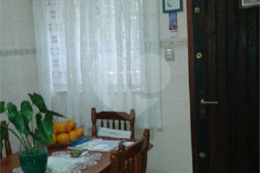 Casa à venda com 3 quartos, sendo 1 suíte, em Tatuapé, São Paulo, SP
