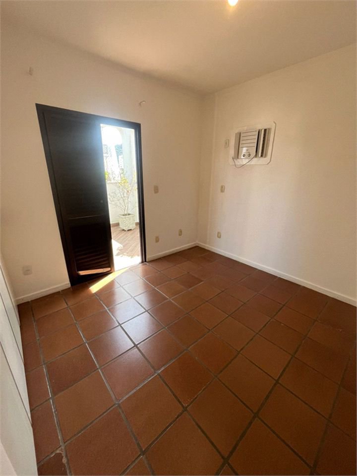 Apartamento com 4 dormitórios à venda, 259 m² por R$ 900.000,00 - Jardim Três Marias - Guarujá/SP