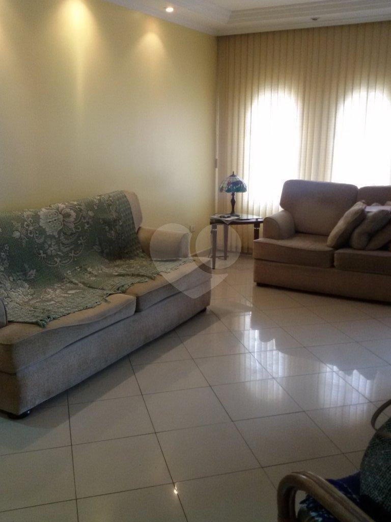 Sobrado à venda com 3 quartos, sendo 1 suíte, em Santa Teresinha, São Paulo, SP
