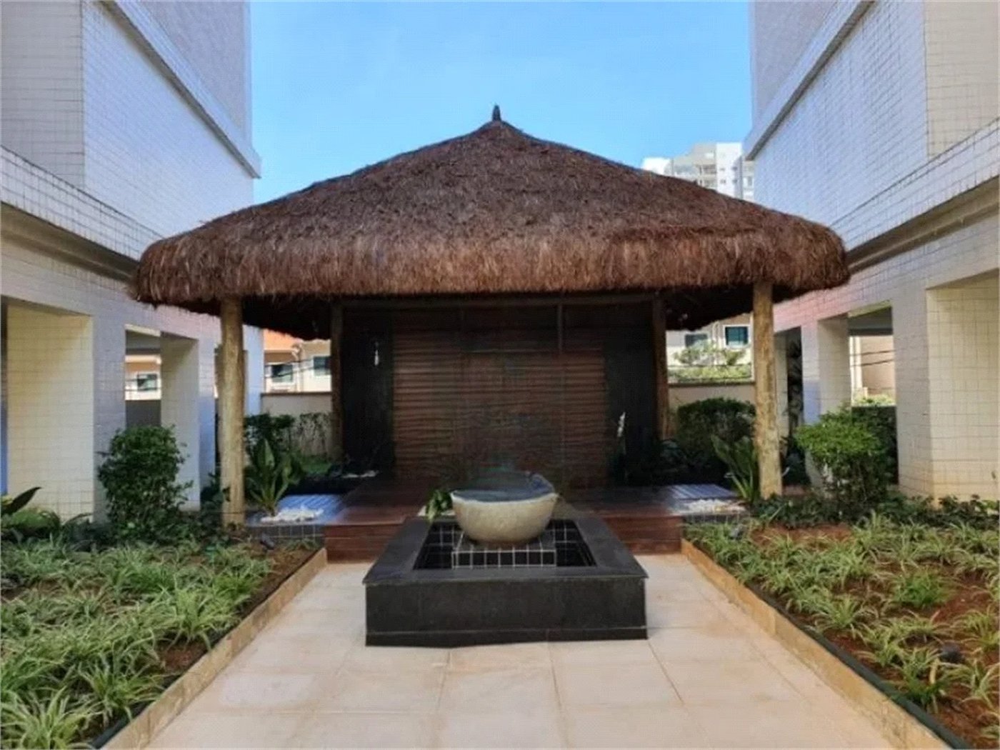 Apartamento à venda com 3 quartos, sendo 1 suíte, em Cidade São Francisco, São Paulo, SP