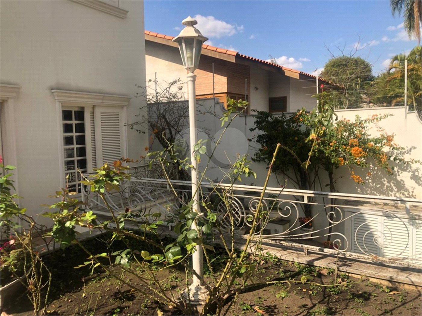 Casa à venda com 4 suítes em Caxingui, São Paulo, SP