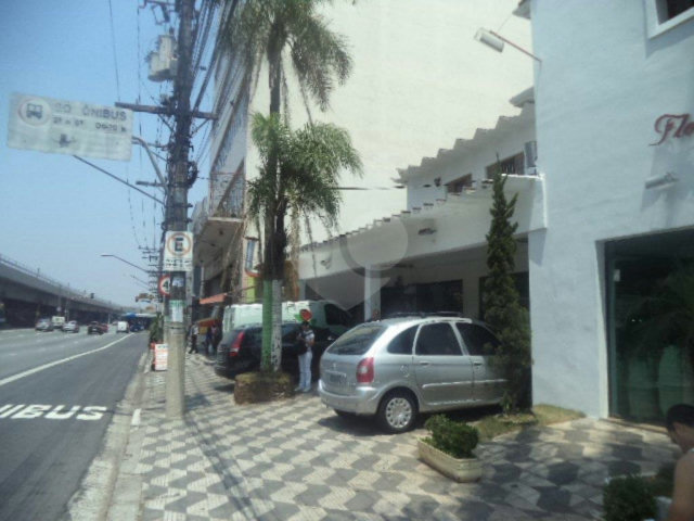 Sobrado para alugar com 1 quarto em Pari, São Paulo, SP