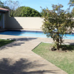 Sobrado à venda com 4 suítes em Recanto Impla, Carapicuíba, SP