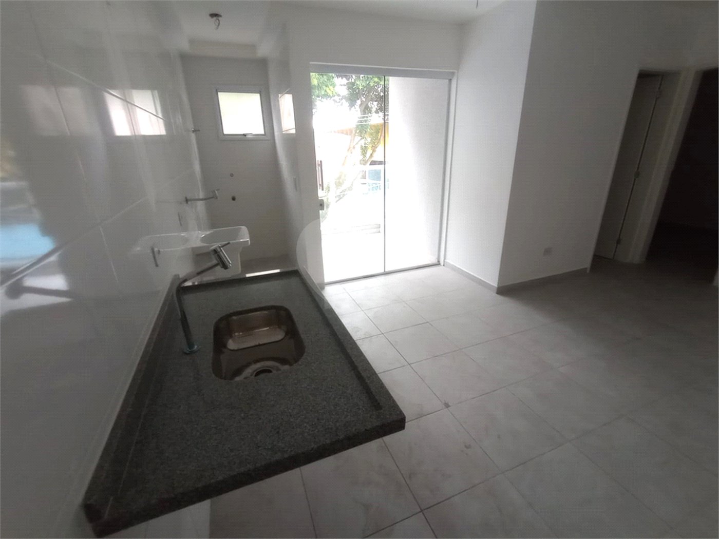 Apartamento à venda ou para alugar com 2 quartos em Vila Ema, São Paulo, SP