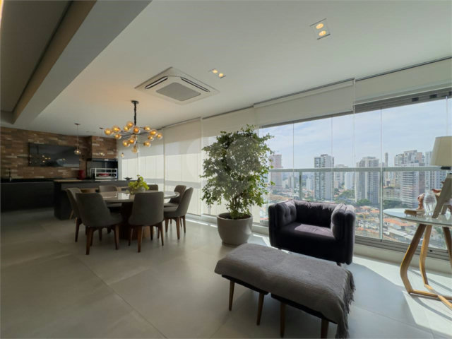 Apartamento à venda com 3 suítes em Brooklin, São Paulo, SP