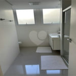 Apartamento à venda com 3 quartos, sendo 1 suíte,  em Cerqueira César, São Paulo, SP