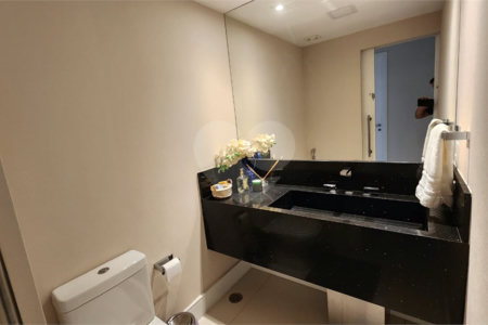 Apartamento à venda com 2 quartos, sendo 1 suíte, em Água Branca, São Paulo, SP