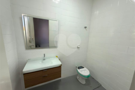 Casa Térrea à venda ou para alugar com 2 suítes em Alvinópolis, Atibaia, SP