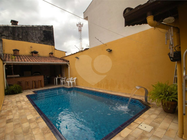 Casa à venda com 3 quartos, sendo 1 suíte,  em Vila Mazzei, São Paulo, SP