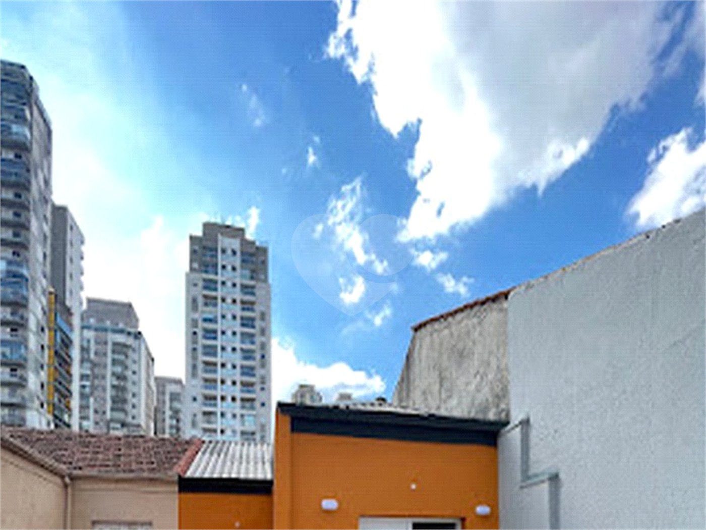 Casa à venda com 5 quartos, sendo 1 suíte,  em Santana, São Paulo, SP