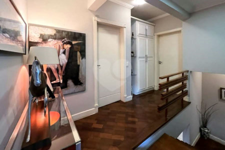 Casa à venda com 4 suítes em Vila Santo Antônio, Cotia, SP