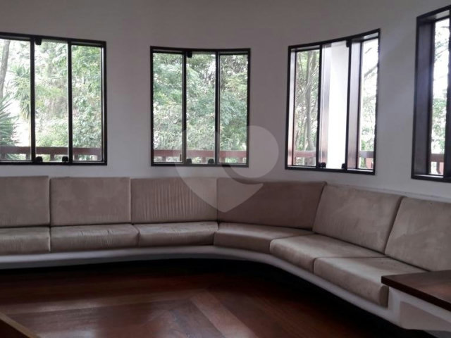 Sobrado à venda com 3 suítes em Jardim França, São Paulo, SP