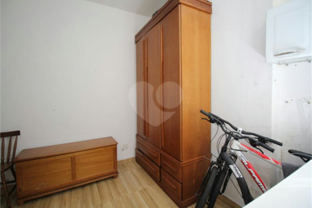 Casa à venda com 3 quartos, sendo 1 suíte, em Vila Clementino, São Paulo, SP