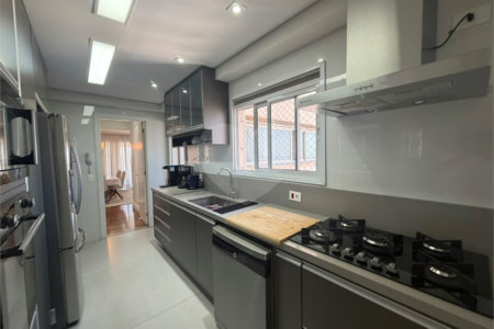 Apartamento à venda com 3 suítes em Jardim Marajoara, São Paulo, SP