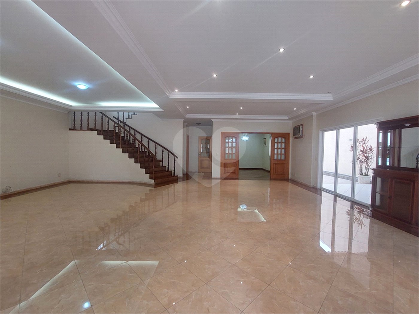 Casa à venda com 3 suítes no condomínio Rio Mar..., Rio de Janeiro - RJ