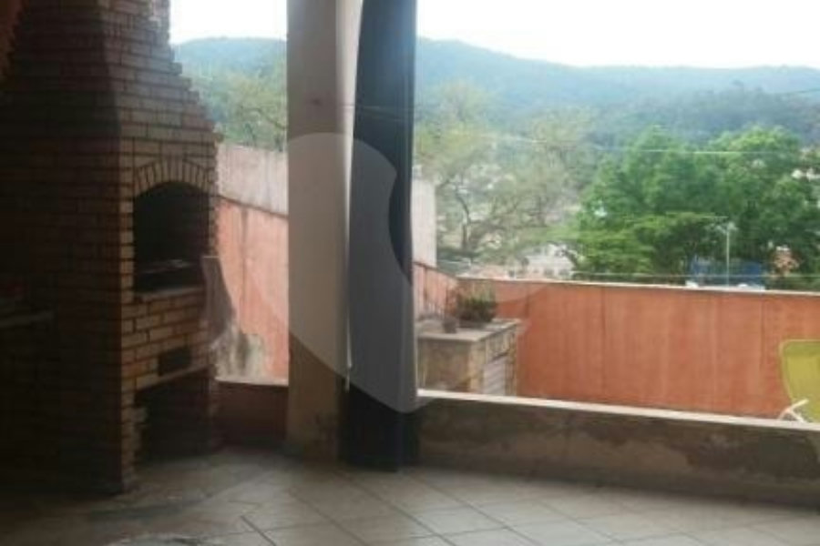 Sobrado à venda com 3 suítes em Tremembé, São Paulo, SP