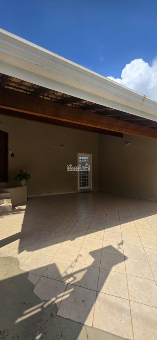 Casa, 3 quartos, 221 m² - Foto 3