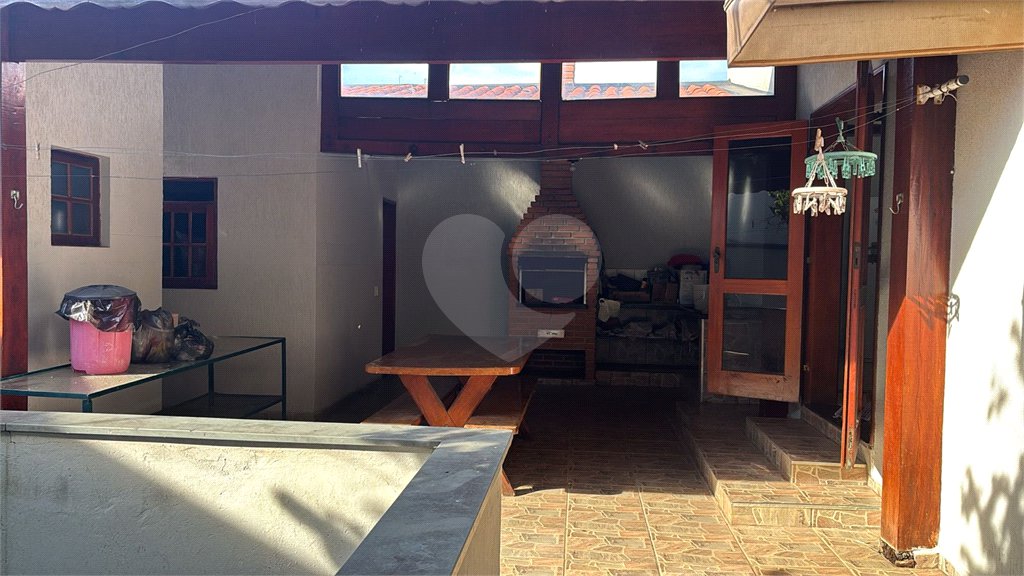 Sobrado à venda com 5 quartos, sendo 3 suítes,  em Jardim Recanto do Valle, Indaiatuba, SP