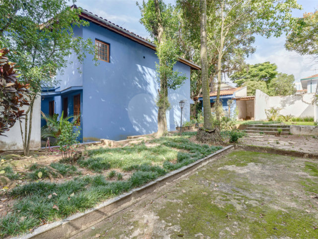 Sobrado à venda com 3 quartos, sendo 2 suítes,  em Alto da Boa Vista, São Paulo, SP