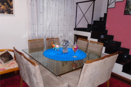 Sobrado à venda com 3 quartos, sendo 1 suíte,  em Santo Amaro, São Paulo, SP