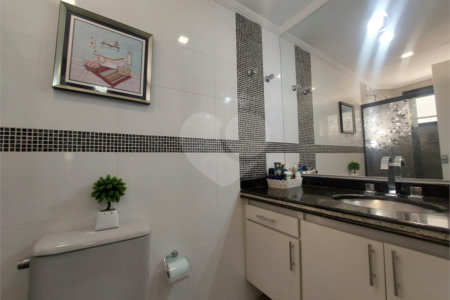 Apartamento à venda com 3 quartos, sendo 1 suíte, em Lapa, São Paulo, SP