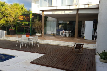 Casa à venda com 5 suítes no condomínio Vale do Sol, Bom Jesus dos Perdões - SP