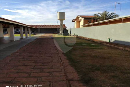 Chácara à venda com 4 quartos, sendo 1 suíte, em Vale do Sol, Indaiatuba, SP