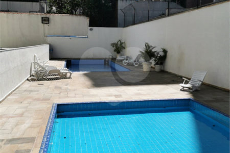 Cobertura à venda com 3 quartos em Vila Gumercindo, São Paulo, SP