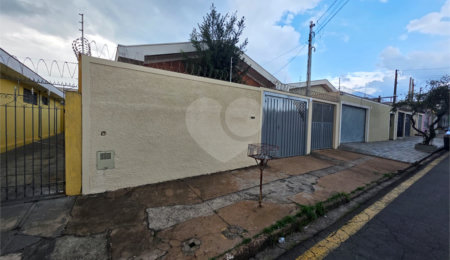 Casa à venda com 5 quartos, sendo 1 suíte,  em Jardim Cruzeiro do Sul, São Carlos, SP