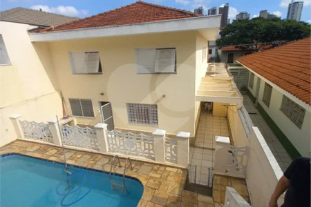 Sobrado à venda com 5 quartos, sendo 1 suíte,  em Jardim Franca, São Paulo, SP