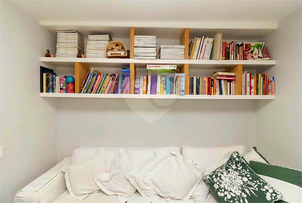 Apartamento à venda com 3 quartos, sendo 2 suítes,  em Pinheiros, São Paulo, SP