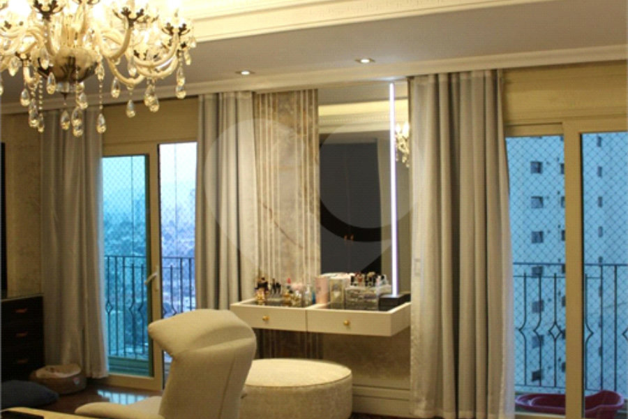 Apartamento à venda com 4 suítes em Santana, São Paulo, SP