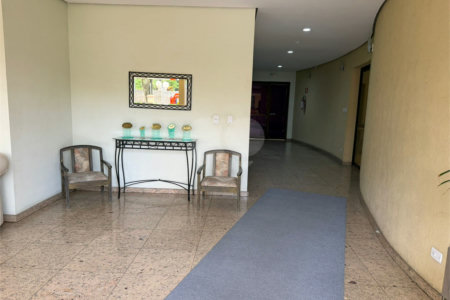 Apartamento à venda com 3 quartos, sendo 1 suíte, no Centro, Suzano, SP