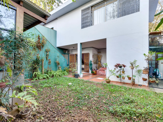 Casa à venda com 5 quartos, sendo 2 suítes,  em Alto da Boa Vista, São Paulo, SP