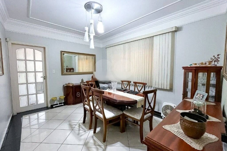 Sobrado à venda com 3 suítes em Vila Guilherme, São Paulo, SP