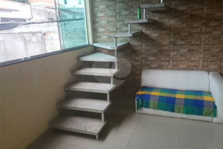 Sobrado à venda com 4 quartos, sendo 2 suítes, em Vila Mazzei, São Paulo, SP