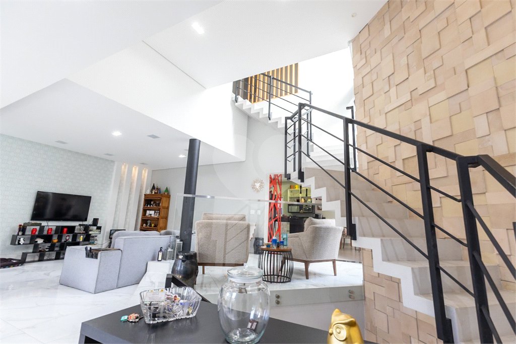 Casa à venda com 4 suítes no condomínio Villa Castanheira, São Paulo - SP