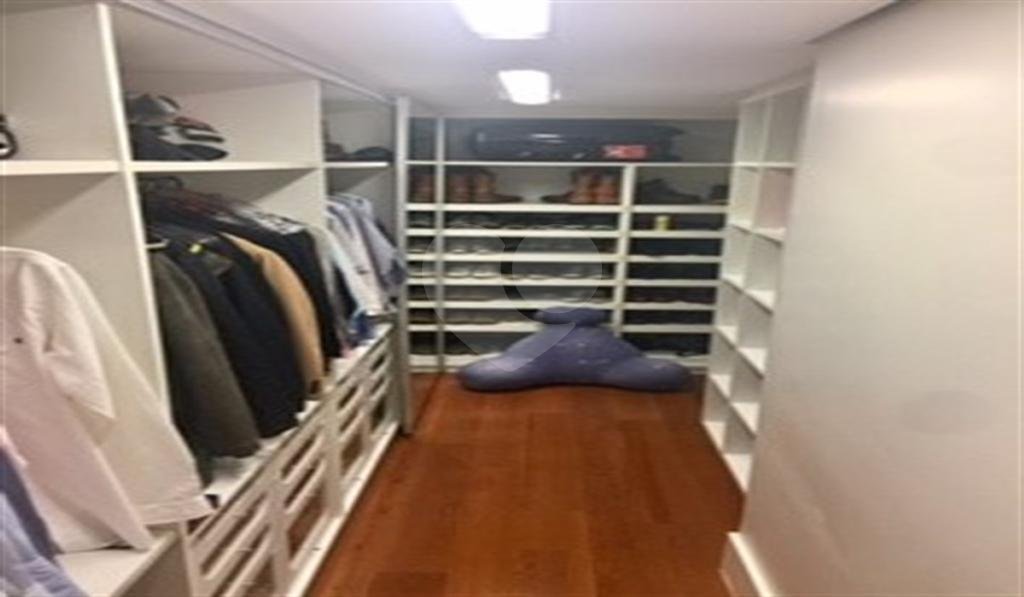 Apartamento à venda com 3 suítes em Campo Belo, São Paulo, SP