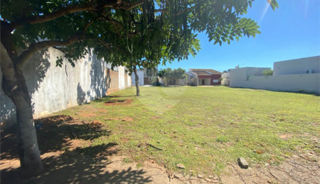 Terreno à venda no condomínio Recanto Das Palmeiras, Três Lagoas - MS